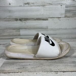 Nike Womens CN9675-100 Slide Sandals Logo Black White Slip On Comfort‎ Size 13